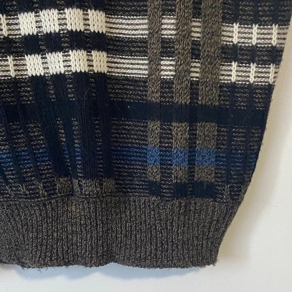 Vintage Campus Plaid Knit Vest Button Front V neck size Small oversized - Picture 6 of 10